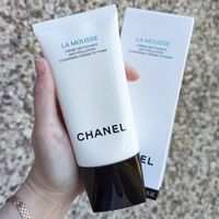 Пенка для умывания Chanel Anti-Pollution Cleansing Cream-to-Foam 150 ml