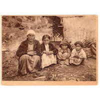 СССР, почтовая карточка, Каракол, дунганка и девочки-киргизки