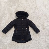 Куртка для девочки, черная зимняя удлиненная на 4-5 лет