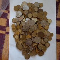 Большой лот монет Франции 285 штук