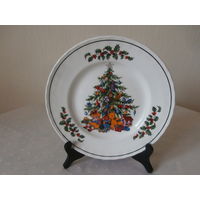 Тарелка коллекционная Christmas Tree фарфор Royal Tudor made in England by Grindley of stoke.