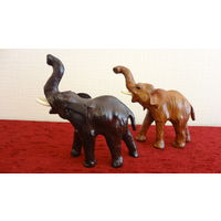 Парочка кожаных слоников,Марокко,выс 17см.длина 18,5 см.Цена указана за двух.