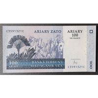 100 ариари 2004 года - Мадагаскар - UNC