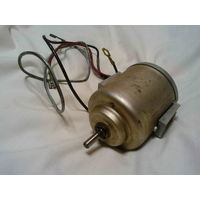 Электродвигатель отопителя салона ВАЗ-2101-07, -1111, -2121, СССР (светлый)