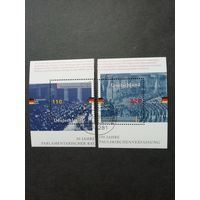 Германия. 1998  Две марки из блока Mi.48 "50 лет Парламентскому совету и 150 лет Конституции Паульскирхе" (гашеные с клеем) Mi.1986-1987