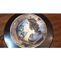Настенная тарелка керамика автор Малиновская Н.В