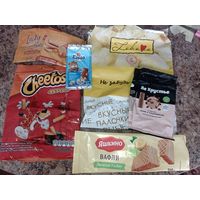 Упаковка от Читос, печенья, вафель, кукурузных палочек.  Этикетки от  сладостей, чипсов.  Лот 52