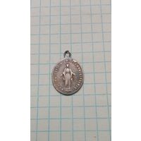 Католический медальон 84.
