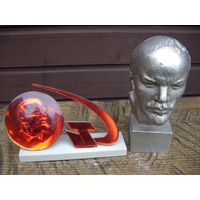 Бюст и настольный медальон Ленин