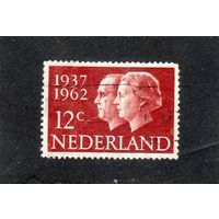 Нидерланды. Mi:NL 772. Королева Юлиана и принц Бернхард. 25 лет со свадьбы .1962