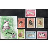 Кошки Вьетнам 1990 год серия из 1 блока и 7 марок