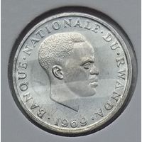 Руанда 1 франк 1969 г. В холдере