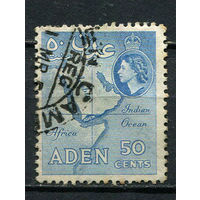 Британский протекторат - Аден - 1953 - Королева Елизавета II и карта 50С - [Mi.54] - 1 марка. Гашеная.  (Лот 67Df)