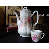 Антикварный чайник кофейник и чашка 19 век фарфор из сервиза, Лимож? Мейссен?