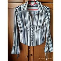 Классная блузка 42-44 размер.