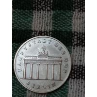 ГДР 5 марок 1987 не частый год