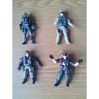 Солдатики: водолаз (аквалангист), лётчик, разведчик, морпех с арбалетом. Chap Mei Plastic Toys (Чап Мей). (возможен обмен)
