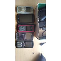 Пять мобильных телефонов одним лотом
