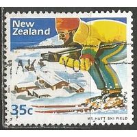 Новая Зеландия. Зимний спорт. Лыжные гонки. 1984г. Mi#897.