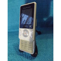 Эксклюзивный корпус телефона Sony Ericsson W205