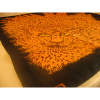 Лот 096 Шейный платок с гепардом натуральный шёлк размер 85Х88см