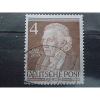 Берлин 1952 музыкант Михель-0,7 евро гаш.