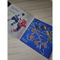 Финляндия 2003 год Хоккей. 1, 2, 5, 10, 20, 50 евроцентов, 1, 2 евро. Официальный набор монет в буклете.