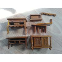 Игрушки мебель для кукольного  домика,дерево. Цена за все !