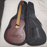 Акустическая гитара с чехлом (Чернигов) тираж 5000
