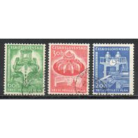 3-ий пятилетний план Чехословакия 1961 год серия из 3-х марок