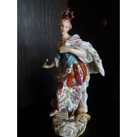 Статуэтка Девушка в мантии ЗИТЦЕНДОРФ Германия 19 век