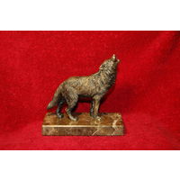Статуэтка волк, бронза на мраморе, подарок охотнику