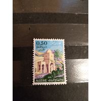 1975 Алжир почтовое отделение в Аль Кантаре архитектура флора (4-15)