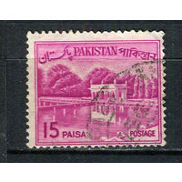 Пакистан - 1962/1965 - Сады Шалимара 15Р - [Mi.183] - 1 марка. Гашеная.  (LOT Di42)