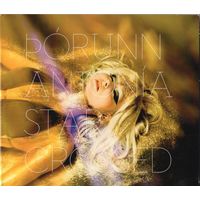 CD Thorunn Antonia 'Star Crossed'