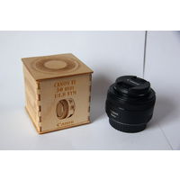Коробка для объектива Canon EF 50 mm 1.8