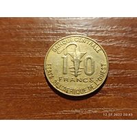 Западная Африка 10 франков 2004