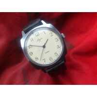Часы ЛУЧ 2209 КЛАССИКА, из СССР 1980-х