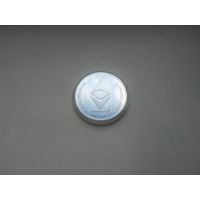 Сувенирная монета "Ethereum Silver".