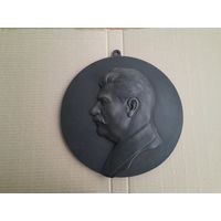 Чугунный барельеф Сталин. диаметр 24 см.