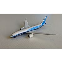 Boeing N787BA Dreamliner модель самолета