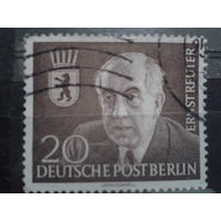 Берлин 1954 бургомистр Берлина, герб Михель-2,4 евро гаш.