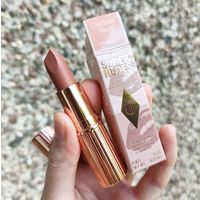 Помада Charlotte Tilbury The Super Nudes Catwalking