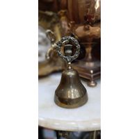 Аукцион с рубля! 39 Старинный латунный колокольчик