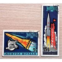 Монголия. 1963г. Космос. Лайка (собака-космонавт), космодром. 2 марки из серии. Гаш.