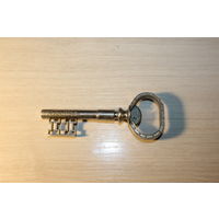 Металлический штопор "САРАТОВ", в виде ключа, времён СССР, длина 13 см.