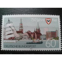 Германия 1992 750 лет г. Киль, герб города, корабли **Михель-1,5 евро