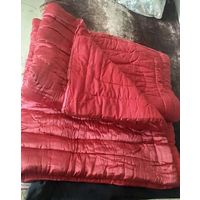 Одеяло ватное красное атласное 150 х 200