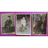 Фото "Дети на велосипедах", 1940-1950 гг., 3 шт.