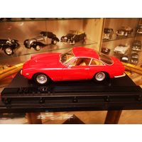 Модель 1:18 Ferrari 250 GT BERLINETTA LUSSO